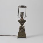 1235 4381 TABLE LAMP